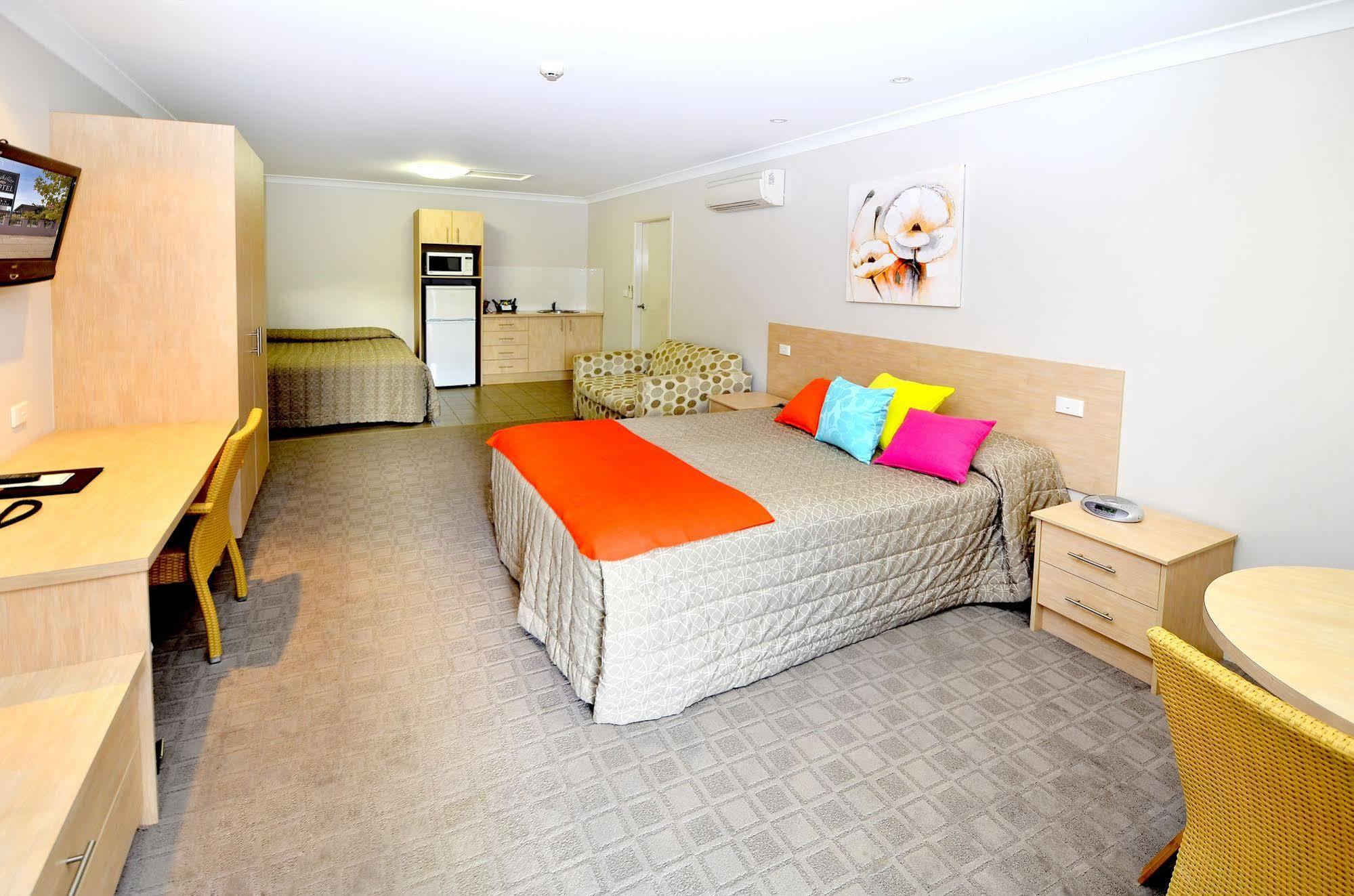 Mackellar Motel Gunnedah Exterior photo